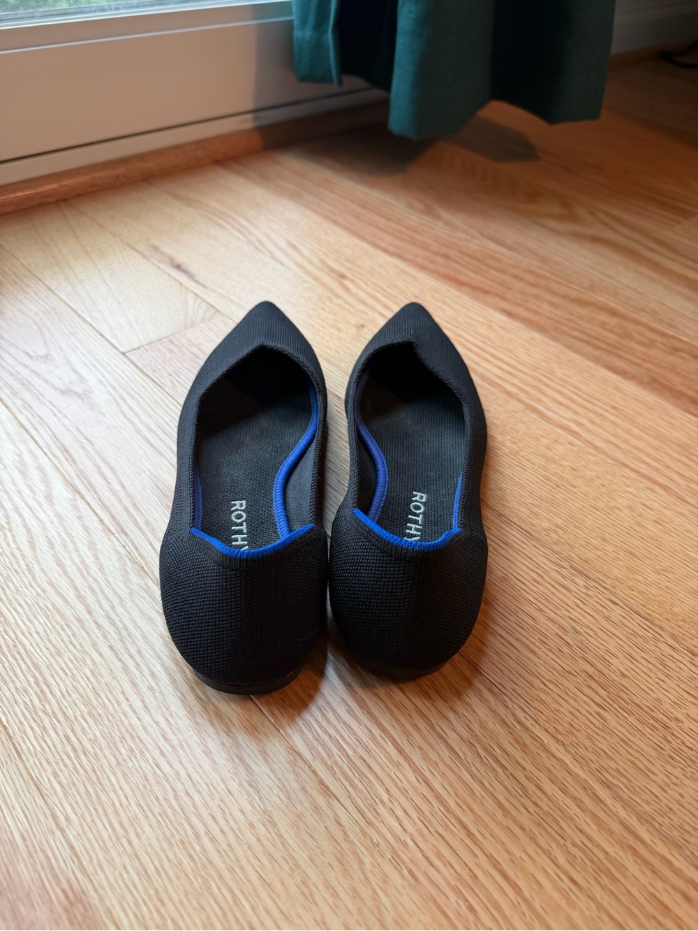 Rothy’s The Point II Black Pointed Toe Flats Women’s 8.5 Washable - Picture 7 of 8